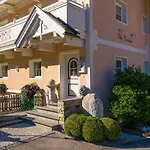 Daringer Apartment